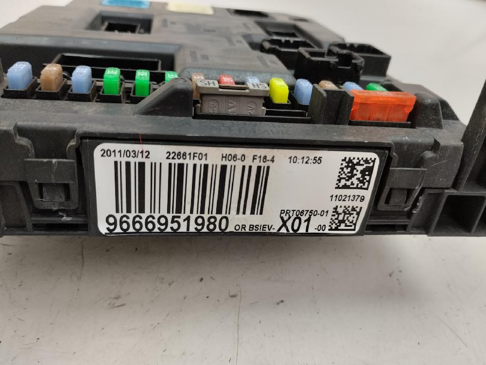 CAJA RELES FUSIBLES PEUGEOT 207 1.4 MT 73CV