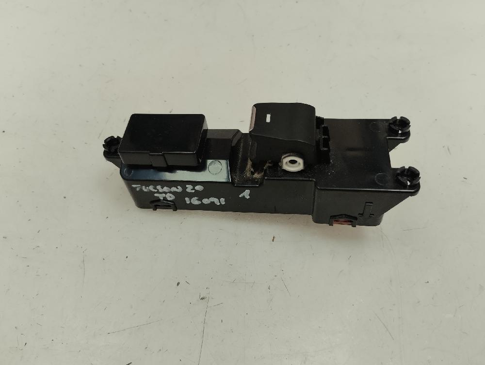 MANDO ELEVALUNAS TRASERO DERECHO HYUNDAI TUCSON 2020 1.6 MT 132CV