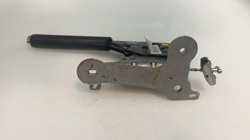 PALANCA FRENO DE MANO PEUGEOT 208 1.2 MT 110CV | 81KW