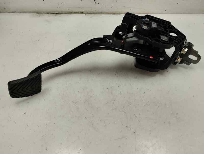 PEDAL EMBRAGUE KIA CEED 1.6 CRDI MT 136CV