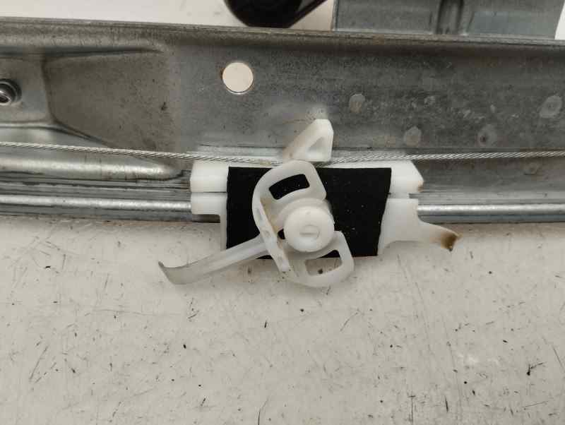 ELEVALUNAS TRASERO DERECHO OPEL CORSA 1.4 MT 90CV | 66KW