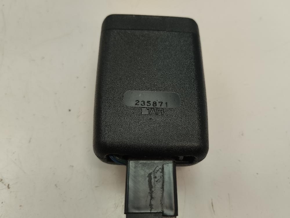 ANCLAJE CINTURON DELANTERO IZQUIERDO TOYOTA YARIS 1.5 MT 106CV