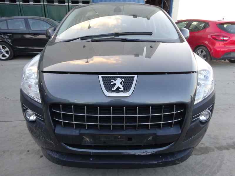 PEUGEOT 3008 2009 1.6 HDI MT 110CV