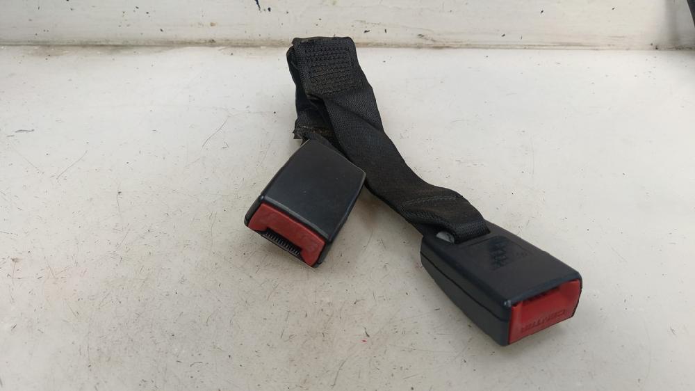 ANCLAJE CINTURON TRASERO DERECHO BMW SERIE 1 2.0 MT 122CV | 90KW