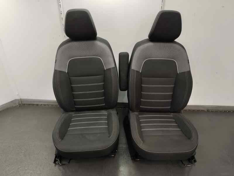 JUEGO ASIENTOS COMPLETO DACIA SANDERO 1.0 MT 100CV | 74KW