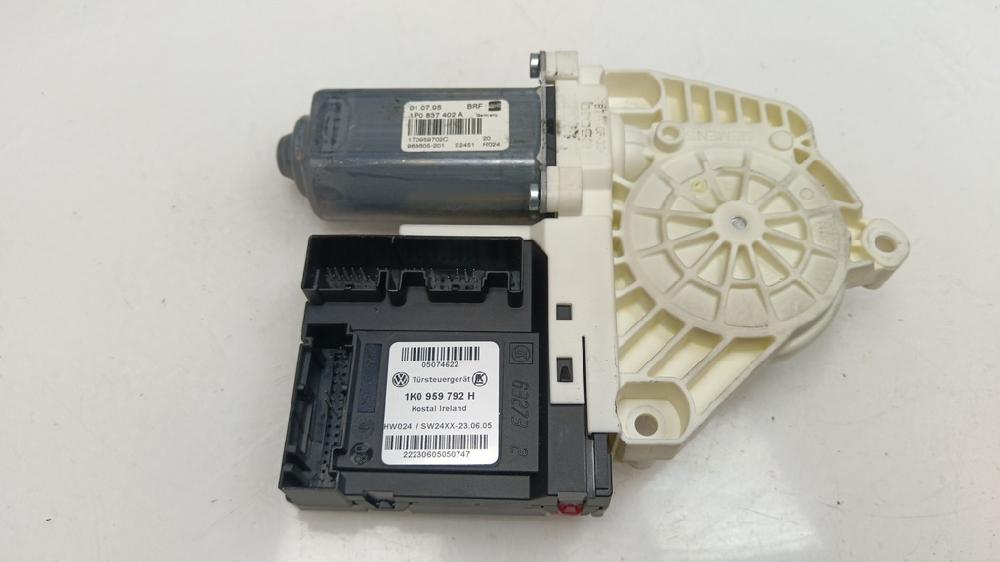 MOTOR ELEVALUNAS DELANTERO DERECHO SEAT LEON 1.9 TDI MT 105CV