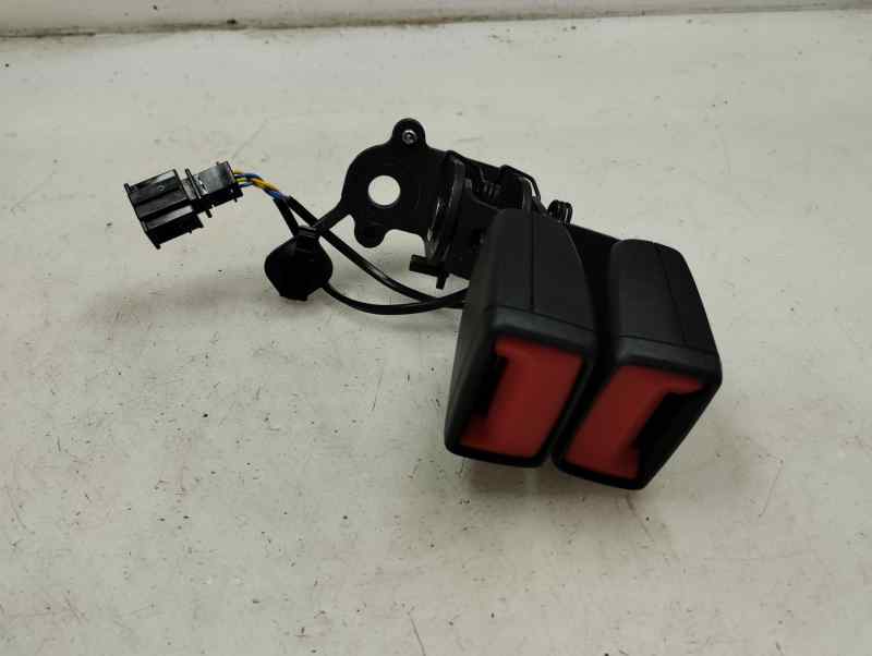 ANCLAJE CINTURON TRASERO IZQUIERDO SEAT LEON 1.0 115CV MT