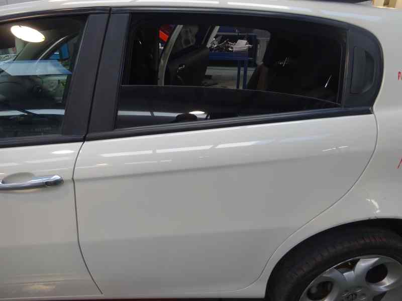 PUERTA TRASERA IZQUIERDA ALFA ROMEO 147 1.9 MT 120CV | 88KW