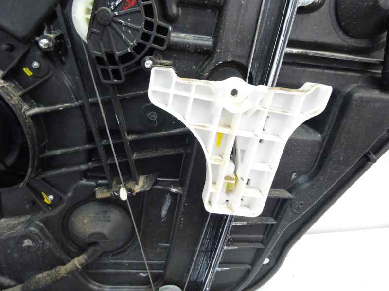 ELEVALUNAS TRASERO IZQUIERDO KIA CEED 1.6 MT 129CV | 95KW