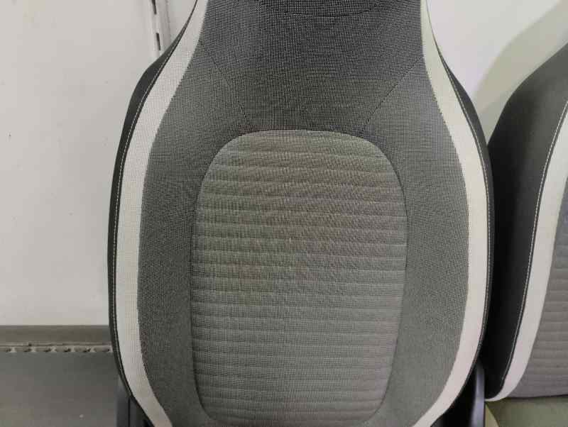 JUEGO ASIENTOS COMPLETO RENAULT TWINGO 2021 1.0 MT 65CV | 48KW