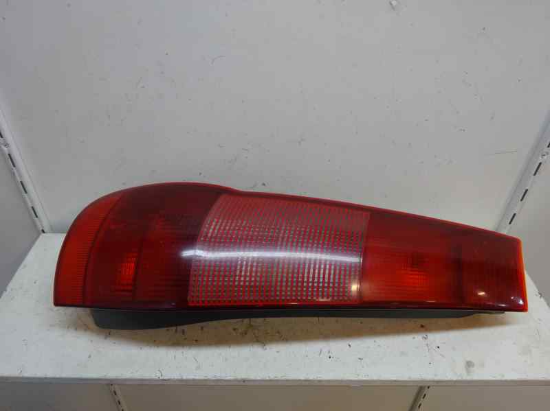 PILOTO TRASERO IZQUIERDO FIAT PUNTO 1.1 MT 55CV
