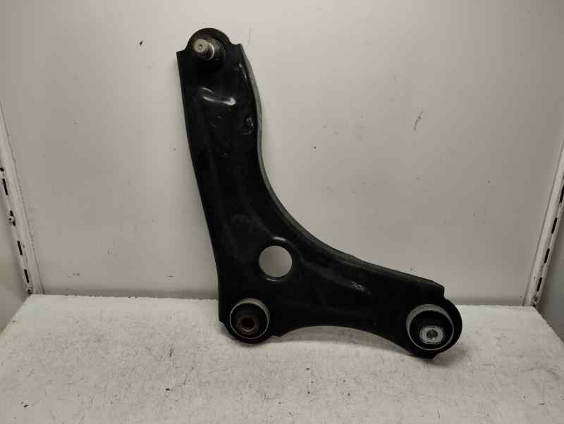 BRAZO SUSPENSION INFERIOR DELANTERO DERECHO DACIA SANDERO 1.0 MT 100CV | 74KW