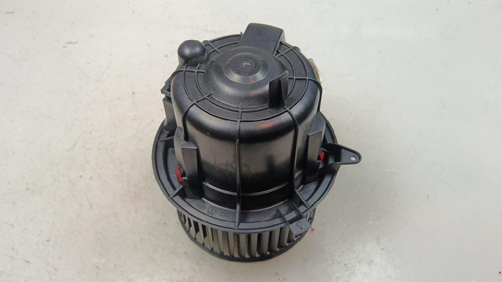 MOTOR CALEFACCION CITROEN C4 CACTUS 1.6 MT 99CV | 73KW