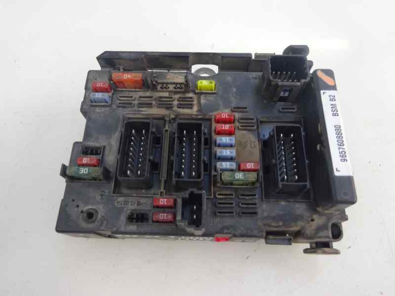 CAJA RELES FUSIBLES PEUGEOT 206 1.4 HDI MT 70CV