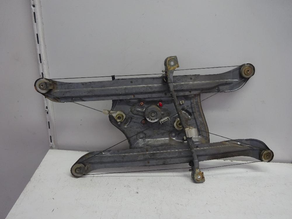 ELEVALUNAS DELANTERO IZQUIERDO MITSUBISHI GRANDIS 2.0 DI-D MT 134CV
