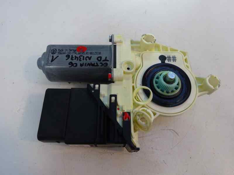 MOTOR ELEVALUNAS TRASERO DERECHO SKODA OCTAVIA 1.9 TDI MT 105CV