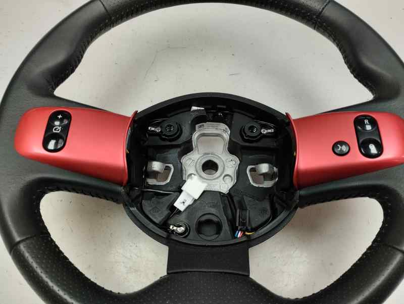 VOLANTE RENAULT TWINGO 0.9 AMT 90CV | 66KW