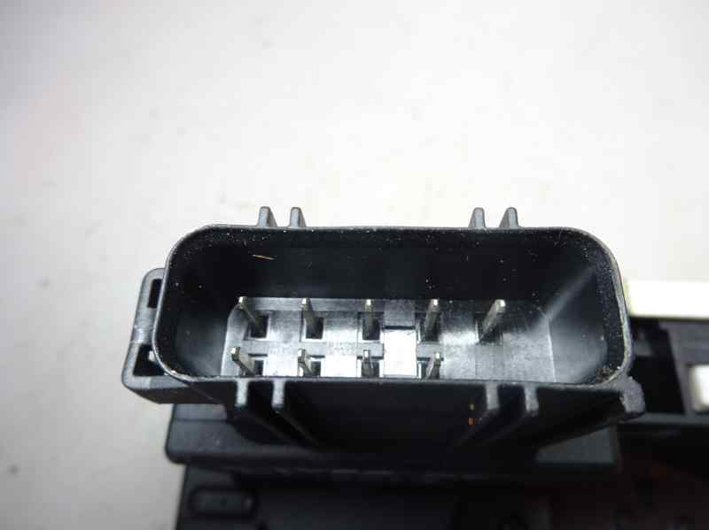 CERRADURA PUERTA DELANTERA IZQUIERDA JAGUAR STYPE 2.7 D MT 207CV