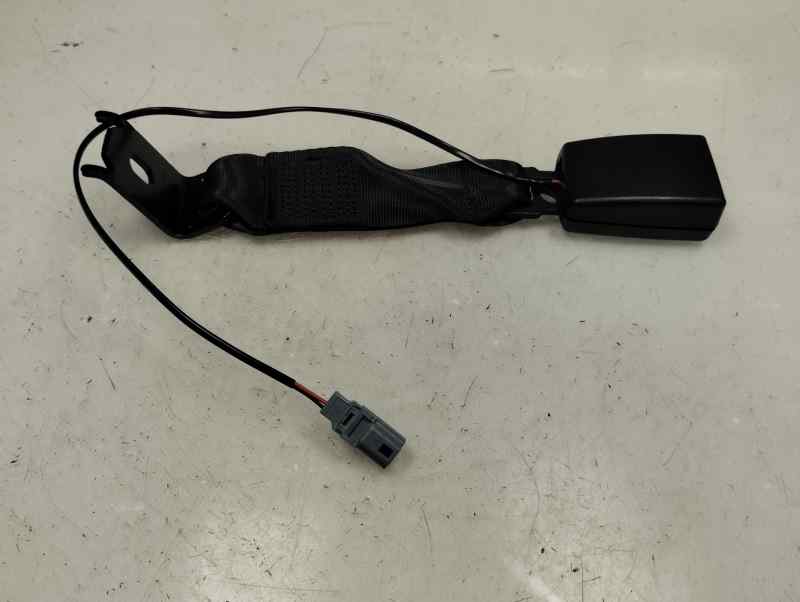 ANCLAJE CINTURON TRASERO DERECHO RENAULT TWINGO 1.0 MT 65CV | 48KW