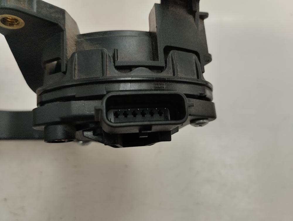 POTENCIOMETRO PEDAL DACIA SANDERO 0.9 TCE LPG MT 90CV