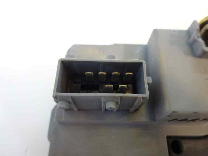 CERRADURA PUERTA DELANTERA DERECHA PEUGEOT PARTNER 1.9 D MT 70CV