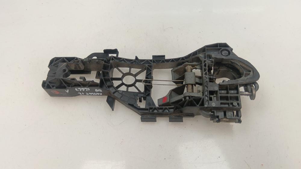 SOPORTE MANETA EXTERIOR DELANTERA DERECHA VOLKSWAGEN PASSAT PASSAT 2.0 140CV TDI 103KW