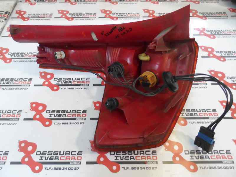 PILOTO TRASERO DERECHO INTERIOR CITROEN C4 1.6 AMT 109CV | 80KW
