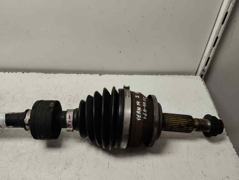 TRANSMISION DELANTERA IZQUIERDA TOYOTA VERSO 1.6 MT 112CV