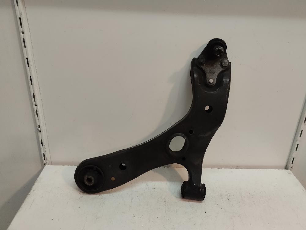 BRAZO SUSPENSION INFERIOR DELANTERO IZQUIERDO TOYOTA VERSO 2.0 D-4D MT 128CV
