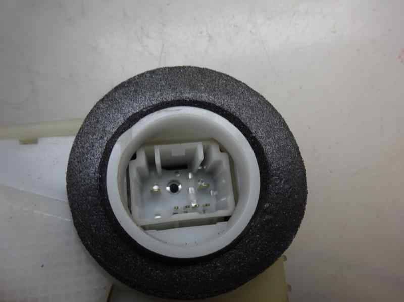 CERRADURA PUERTA DELANTERA DERECHA TOYOTA YARIS 1.4 MT 90CV | 66KW
