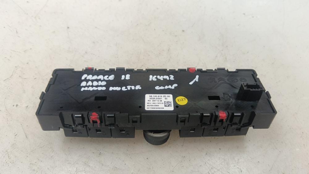 MANDO MULTIFUNCION TOYOTA PROACE 1.6 MT 115CV | 85KW