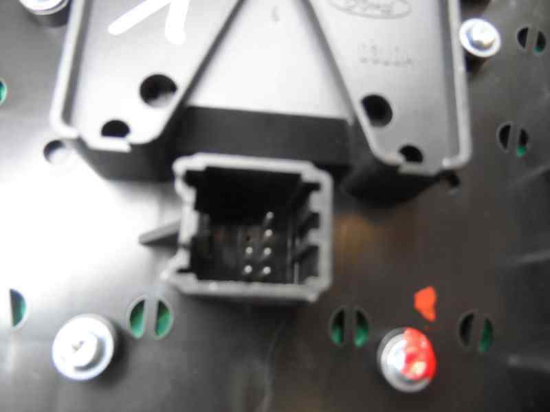 SISTEMA AUDIO RADIO CD FORD FOCUS 1.6 TDCI MT 95CV