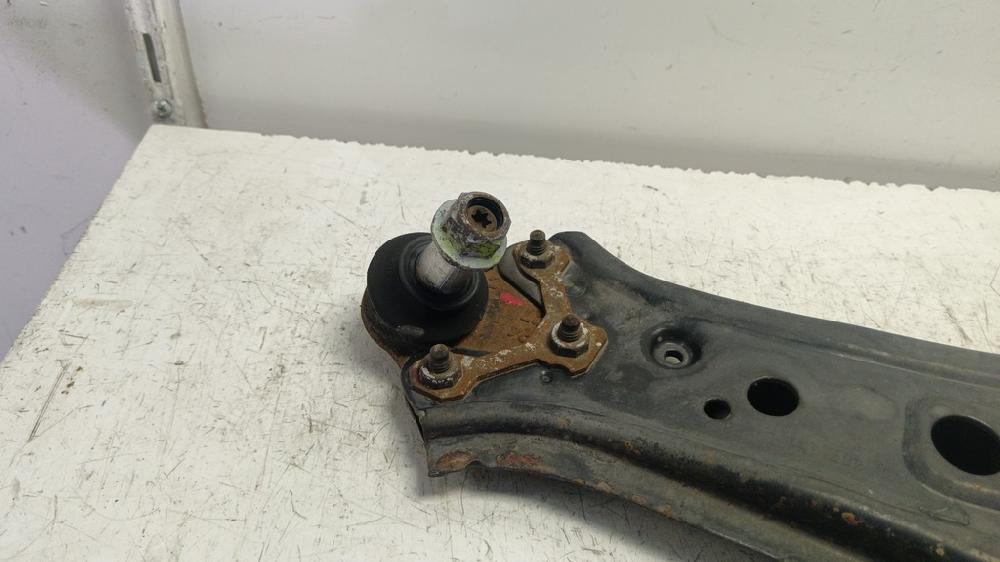 BRAZO SUSPENSION INFERIOR DELANTERO DERECHO VOLKSWAGEN POLO 1.4 TD MT 70CV | 51KW