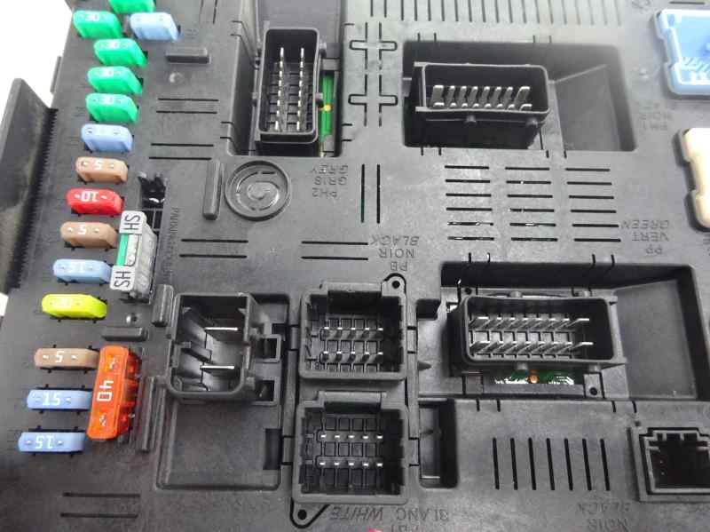 CAJA RELES FUSIBLES CITROEN C4 PICASSO 2007 1.6 HDI AMT 109CV