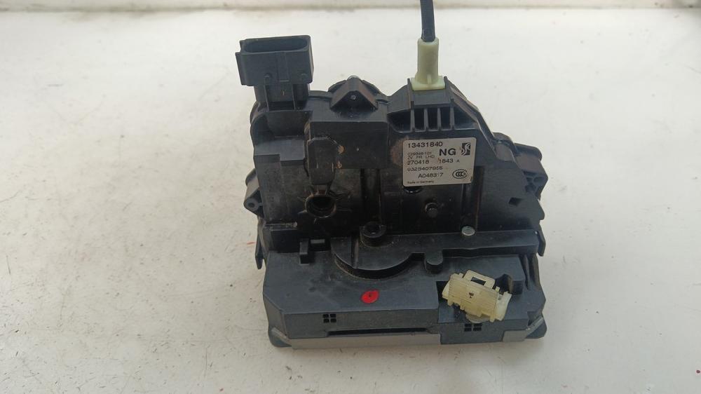 CERRADURA PUERTA DELANTERA DERECHA OPEL CORSA 1.4 ECOFLEX EASYTRONIC 90CV | 66KW