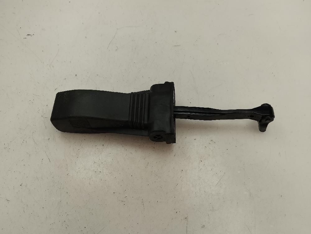 RETENEDOR PUERTA AUDI A4 2.0 TDI MT 150CV