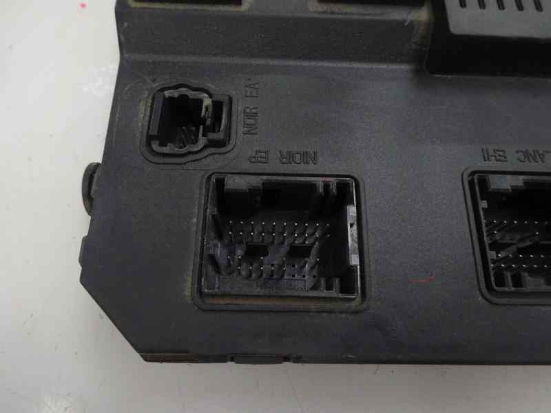 CAJA RELES FUSIBLES CITROEN C5 2.0 HDI MT 109CV