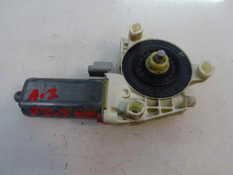 MOTOR ELEVALUNAS DELANTERO IZQUIERDO PEUGEOT 307 2.0 HDI MT 107CV