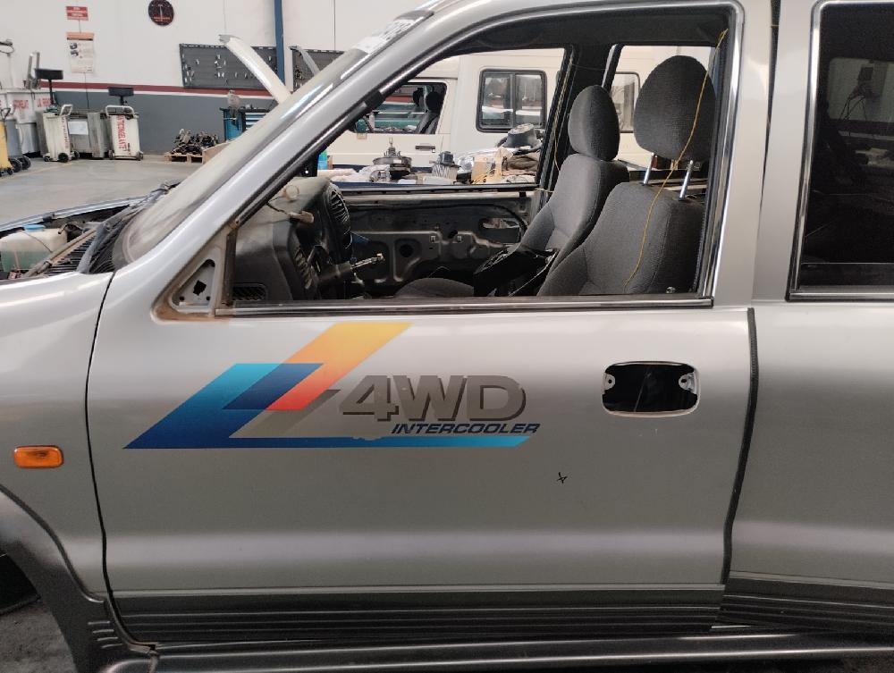 PUERTA DELANTERA IZQUIERDA KIA SPORTAGE 2.0 TD MT AWD 83CV | 61KW