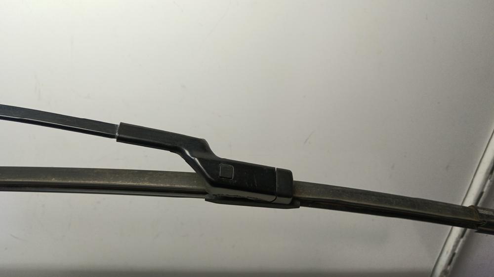 BRAZO LIMPIA DELANTERO DERECHO SEAT LEON 1.6 115CV TRANSMISION AUTOMATICA, DIESEL