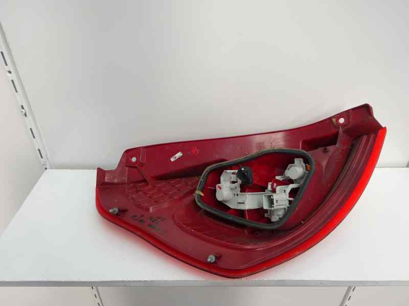 PILOTO TRASERO DERECHO FORD FIESTA 1.4TDCI MT 68CV