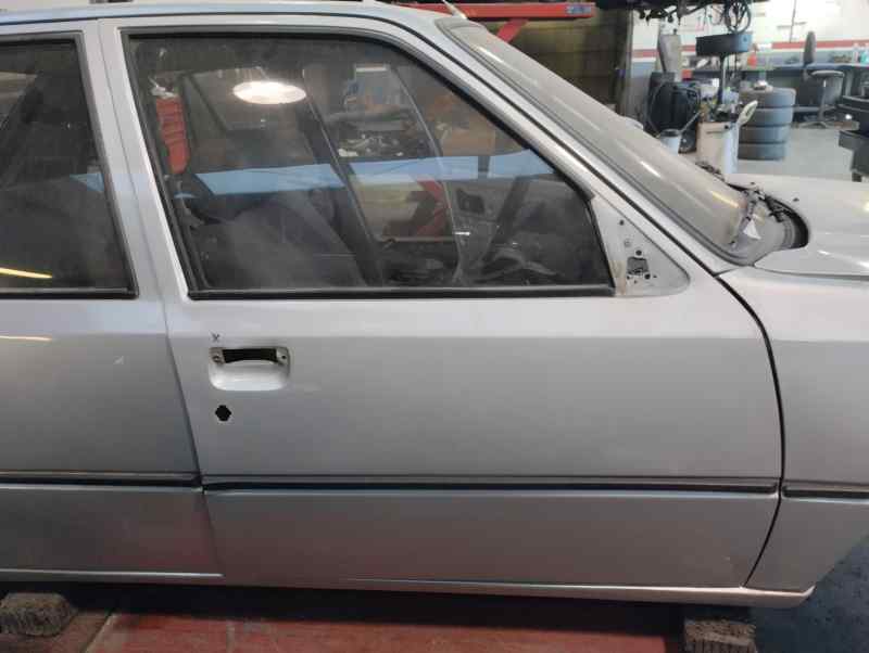PUERTA DELANTERA DERECHA PEUGEOT 205 OTROS