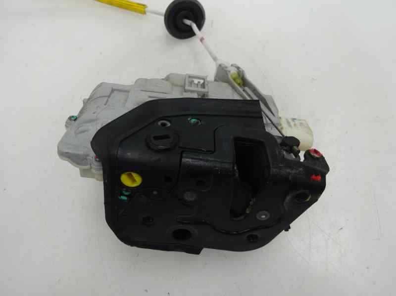 CERRADURA PUERTA TRASERA IZQUIERDA AUDI A4 2.5 TDI MT 163CV
