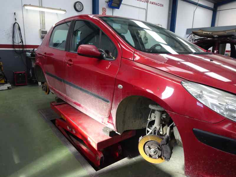 CAJA RELES FUSIBLES PEUGEOT 307 2006 1.6 HDI MT 90CV