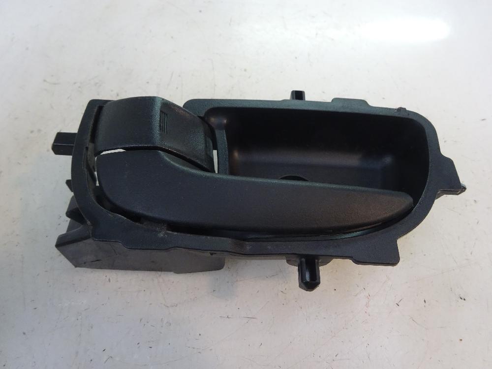 MANETA INTERIOR TRASERA IZQUIERDA TOYOTA YARIS 1.0 MT 69CV