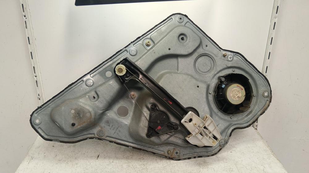 ELEVALUNAS TRASERO DERECHO SEAT LEON 1.6 MT 100CV | 74KW