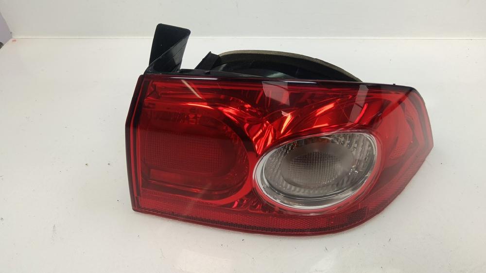 PILOTO TRASERO DERECHO RENAULT LAGUNA 1.6 MT 112CV | 82KW