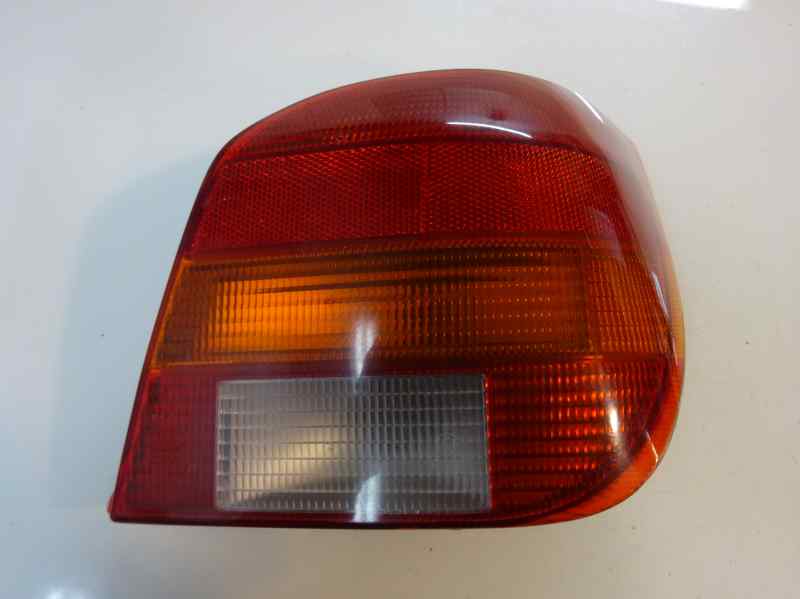 PILOTO TRASERO DERECHO FORD FIESTA 1.1 MT 49CV | 36KW