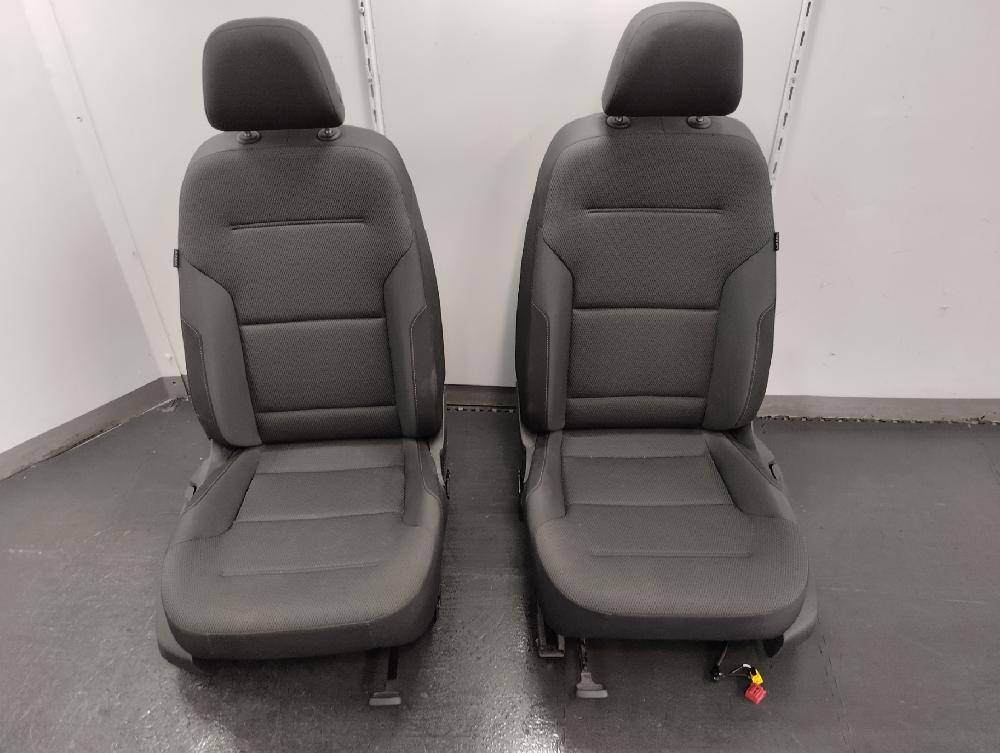 JUEGO ASIENTOS COMPLETO VOLKSWAGEN GOLF 1.4 TSI BLUEMOTION MT 125CV | 92KW