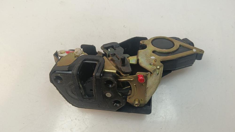 CERRADURA PUERTA TRASERA IZQUIERDA HYUNDAI MATRIX 1.5 CRDI MT 82CV | 60KW
